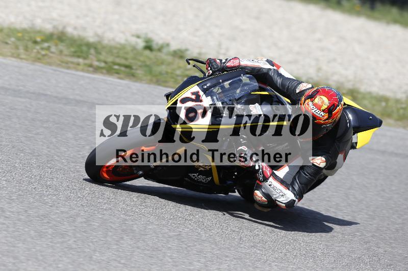 /10 20.04.2026  Pluess Moto Sport ADR/Freies Fahren/76